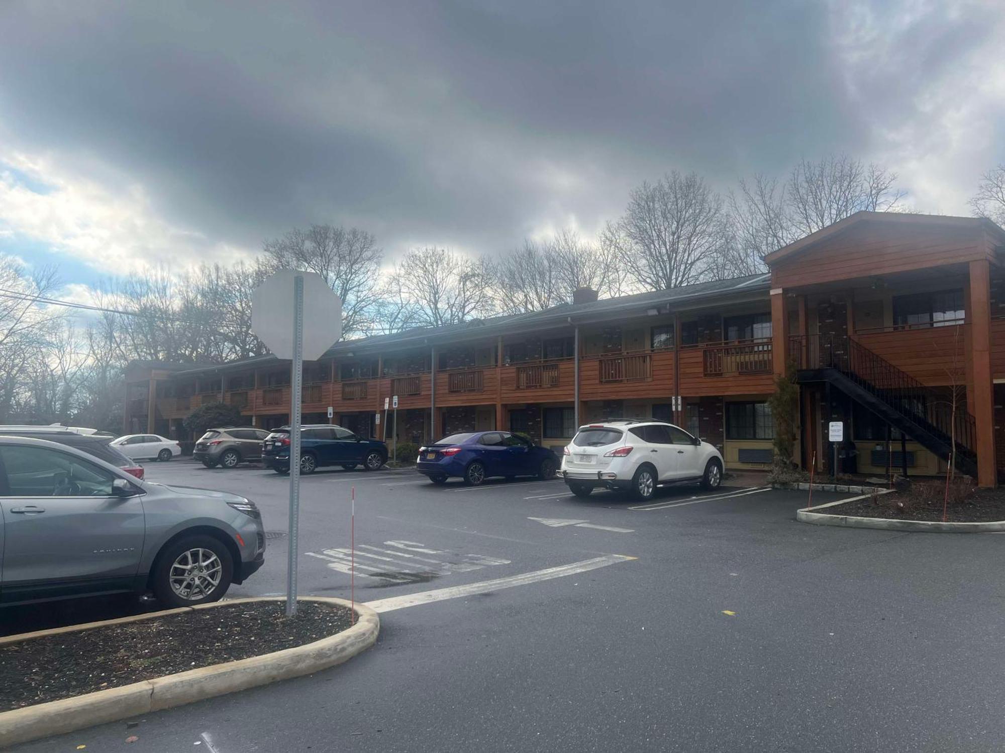 Surestay Plus By Best Western Woodbury Inn Exterior foto