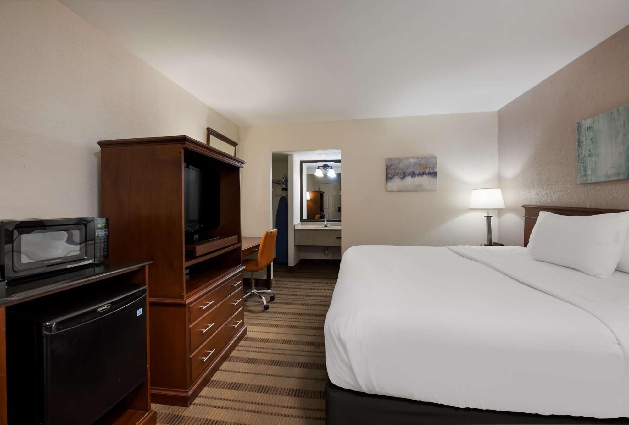Surestay Plus By Best Western Woodbury Inn Exterior foto